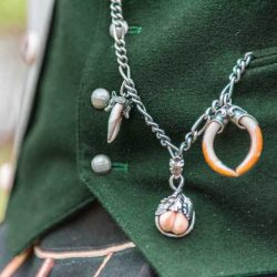 Nahaufnahme Trachtenschmuck